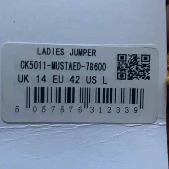 Ribbed Pullover with Ruffled Panel - Picture 6 of 6